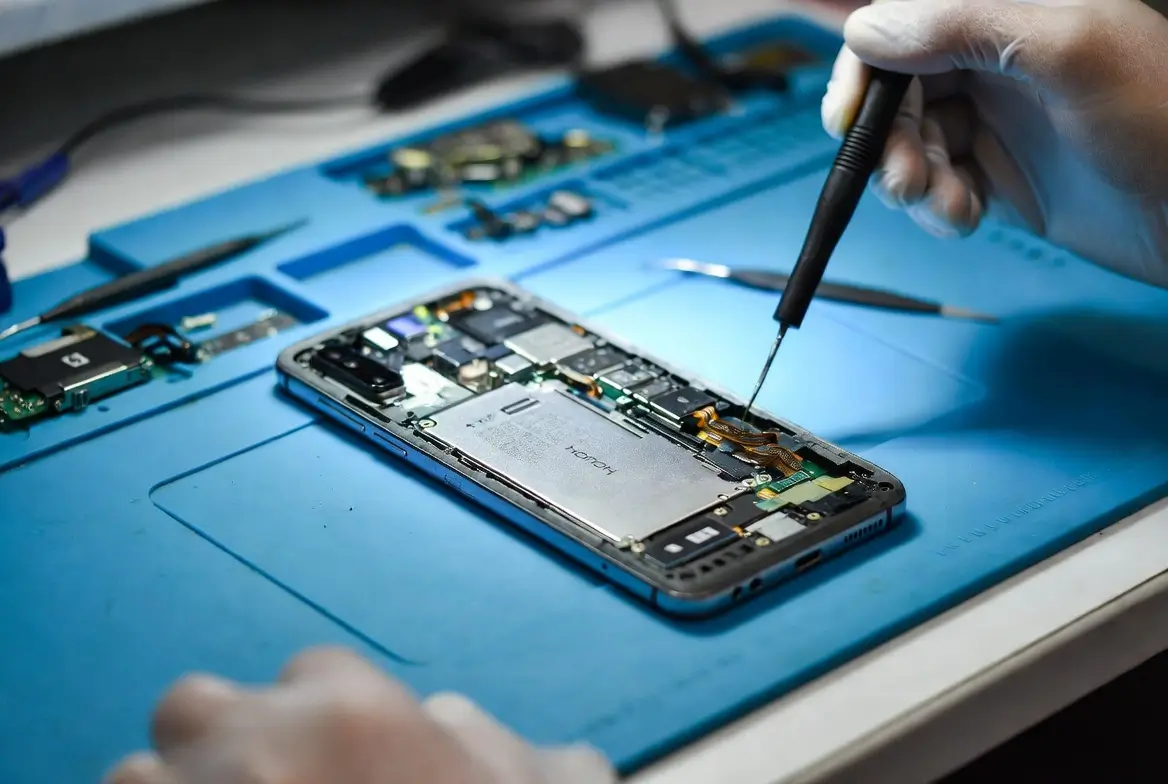 Ремонт дисплея Honor 200 Pro